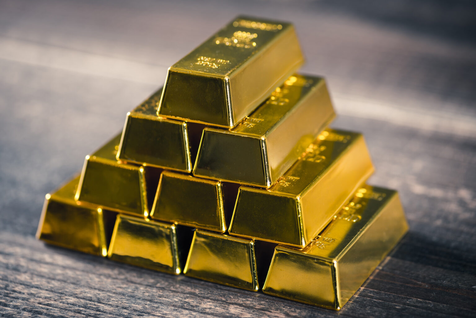 7 Reasons to Buy Precious Metals in 2022 Lives On