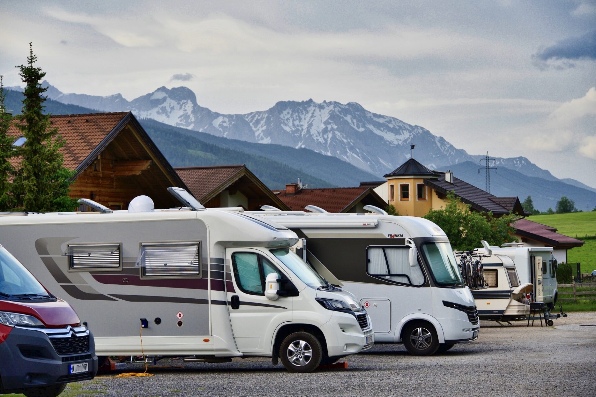 Class A Vs Class B RV: What Are The Differences? - Lives On